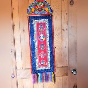 5 auspicious symbols wall hanging